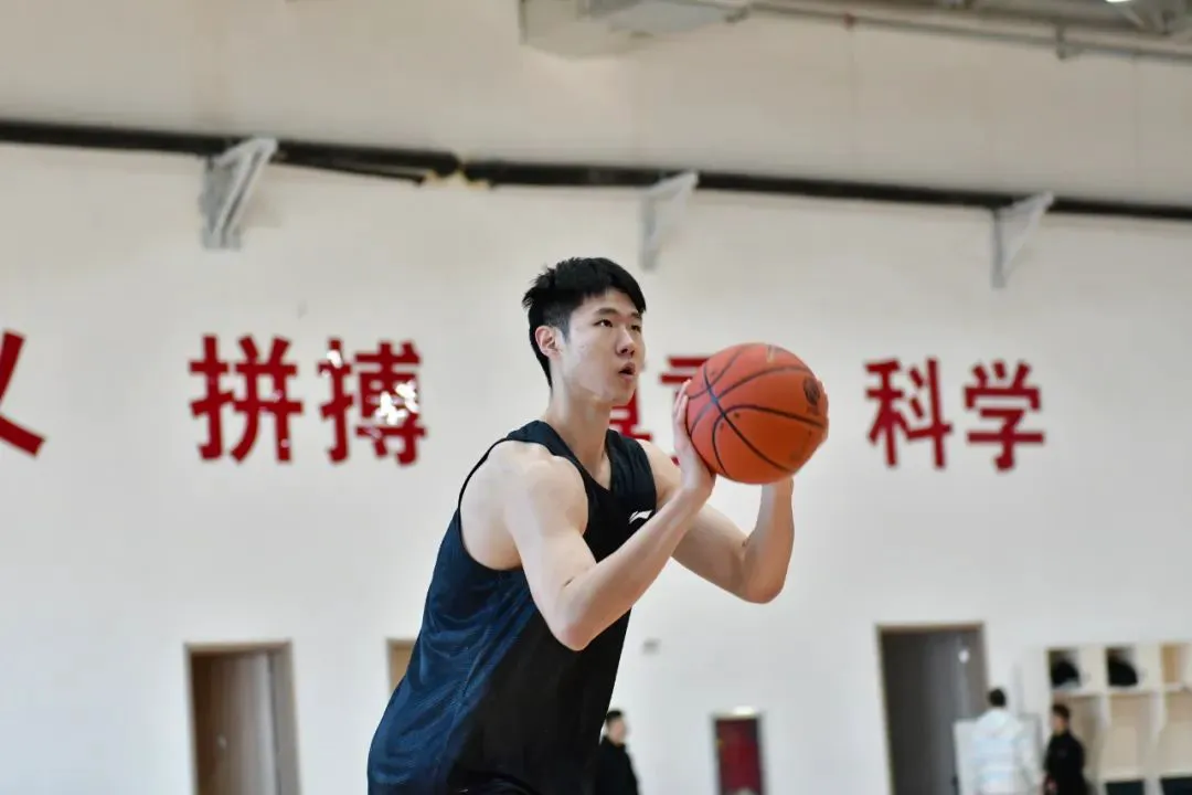 制定篮球交流计划以促进个人技能发展的方法_1